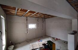 Casa plan parter, 85 mp utili, 700 mp, la strada, Letcani