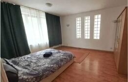 Pensiune de 10 camere, 330 mp utili,620 mp de teren, Moara de Vant