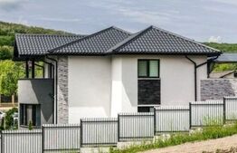 Casa 4 camere, 321 mp, Central