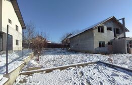 Casa la rosu, 144 mp utili, 500 mp teren, Vale Adanca 