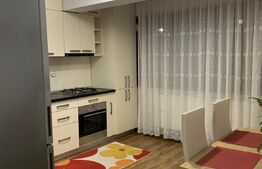 Apartament de 3 camere, 70mp, zona Podul Ros