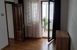 Apartament de 3 camere, decomandat, 75mp, zona Centrală 