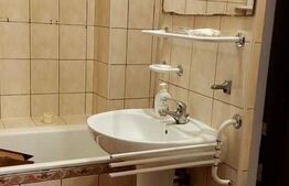 Apartament de 3 camere, decomandat, 90mp, zona Pacurari