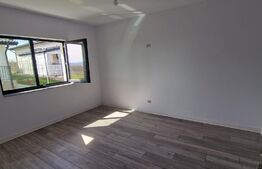 Casa plan parter, 500 mp de teren, Valea Adanca