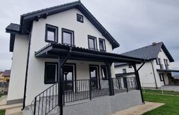 Casa cu 4 camere, 107 mp, 380 mp de teren, Valea Adanca
