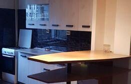 Apartament de 2 camere, decomandat, zona Gradinari