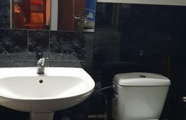 Apartament de 2 camere, decomandat, zona Gradinari