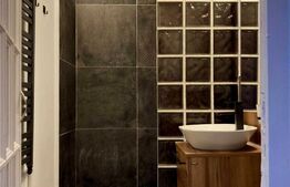 Apartament de 3 camere, decomandat, 80mp, zona Ultracentrală