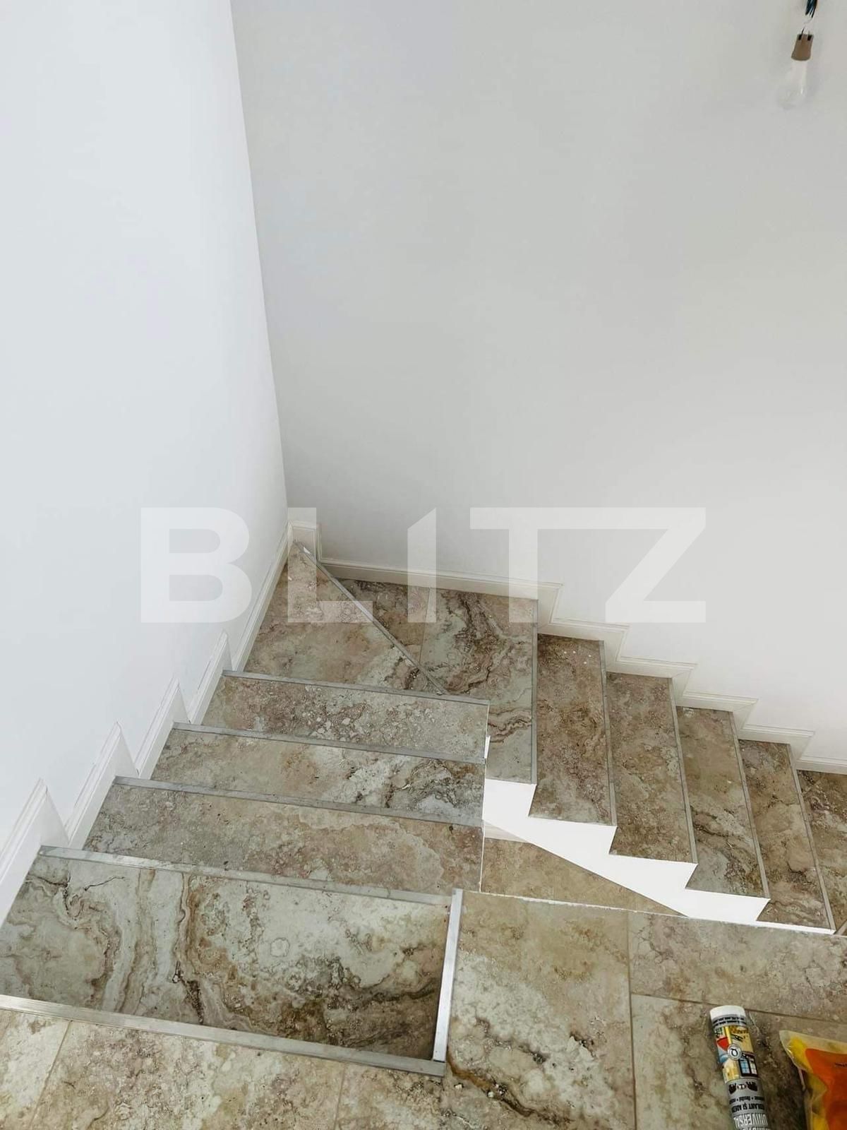 Casa de închiriat 4 camere Exterior Vest - 111548CI | BLITZ Iași | Poza8