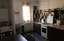 Apartament 2 camere, semidecomandat, 50mp, Podul de Piatra