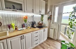 Apartament de 2 camere, decomandat, etaj intermediar, Canta-Pacurari