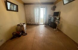 Apartament de 2 camere, etaj intermediar