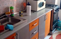 Apartament de 2 camere, decomandat, 60mp, zona Mircea cel Batran