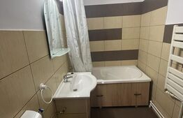 Apartament de 3 camere, decomandat, 74mp, zona Ultracentrala