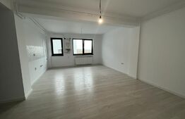 Apartament de 3 camere, semidecomandat, 58mp + mansarda, Valea Lupului