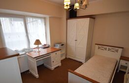 Apartament de 4 camere, semidecomandat, 90mp, zona Centrală 