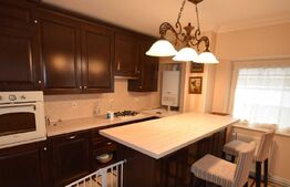 Apartament de 4 camere, semidecomandat, 90mp, zona Centrală 