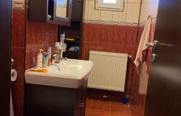 Apartament de 4 camere, decomandat, 79mp, zona Frumoasa 