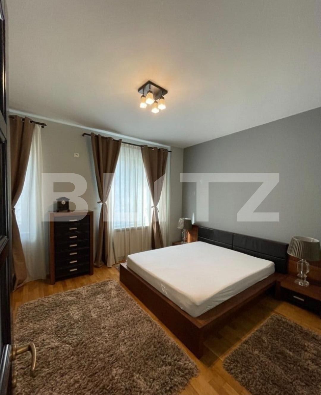Apartament de închiriat 4+ camere Podul de Fier - 114807AI | BLITZ Iași | Poza6