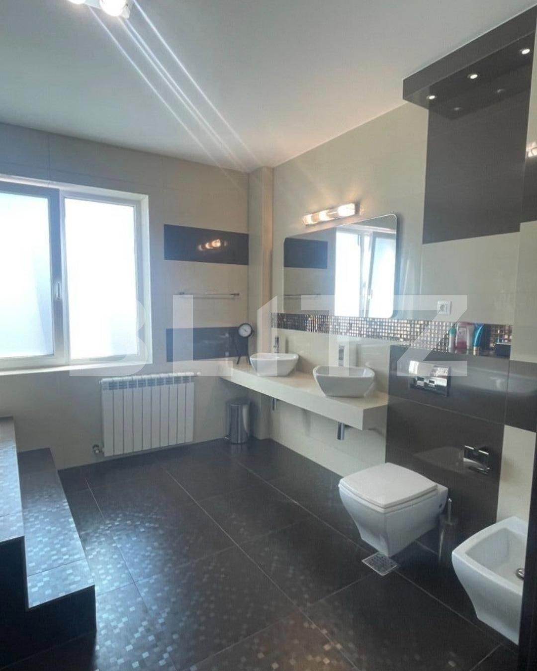 Apartament de închiriat 4+ camere Podul de Fier - 114807AI | BLITZ Iași | Poza11