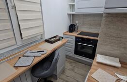 Apartament de 3 camere, semidecomandat, 54mp, zona Alexandru cel Bun