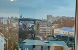 Apartament 3 camere, 90 mp, decomandat, zona Palas