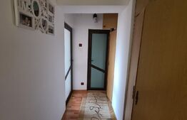 Apartament de 3 camere, decomandat, 2 bai, etaj intermediar, zona Gara