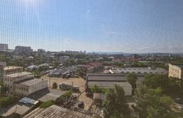 Apartament de 3 camere, decomandat, 2 bai, etaj intermediar, zona Gara