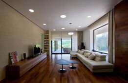 Casa exclusivista, 523 mp utili, teren de 7500 mp