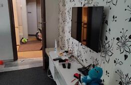 Apartament 3 camere 60 mp, semidecomandat, Galata