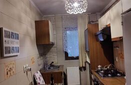 Apartament 3 camere 60 mp, semidecomandat, Galata