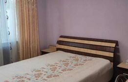 Apartament de 3 camere, decomandat, 75mp, zona Alexandru cel Bun 