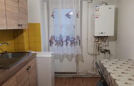 Apartament 2 camere 60 mp, decomandat, Nicolina