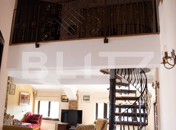 Apartament de închiriat 4 camere Podul de Fier - 118206AI | BLITZ Iași | Poza1