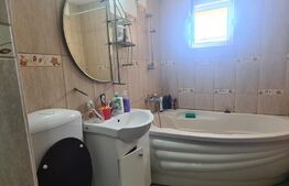 Apartament 3 camere, 66 mp, zona Nicolina 2