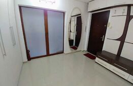 Apartament de 3 camere, decomandat, 80mp, zona Moara de Foc