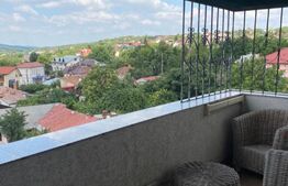 Apartament de 2 camere, decomandat, 55mp, zona Tatarasi
