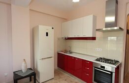 Apartament 3 camere, 60 mp, decomandat, zona Palas