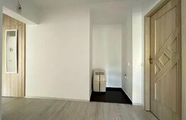 Apartament de 3 camere, 67mp, decomandat, Nicolina