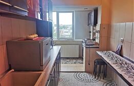 Apartament de 2 camere, decomandat, 53mp, etaj intermediar, zona Ciurchi