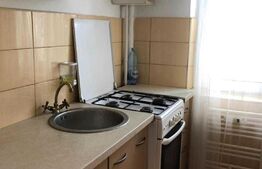 Apartament de 3 camere, semidecomandat, 55mp, zona Alexandru cel Bun