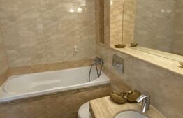 Apartament de 3 camere, semidecomandat, 55mp, zona Ultracentrală 