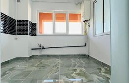 Apartament de 3 camere, decomandat, 2 bai, 94mp, zona Canta-Pacurari