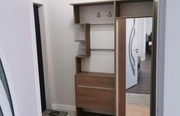 Apartament cu 3 camere, semidecomandat, 67mp, zona Podu Ros