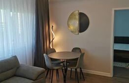 Apartament cu 3 camere, semidecomandat, 67mp, zona Podu Ros