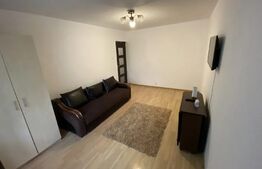 Apartament cu 2 camere, decomandat, 45mp, zona Centrală