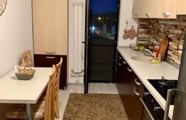 Apartament 3 camere pe 2 niveluri, 71mp,  loc de parcare, zona Cug