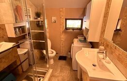 Apartament cu 3 camere, 68 mp, zona Visani