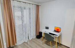 Apartament cu 3 camere, semidecomandat, 60mp, zona Cug