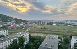 Apartament de 3 camere, 70mp, zona Mircea cel Batran 